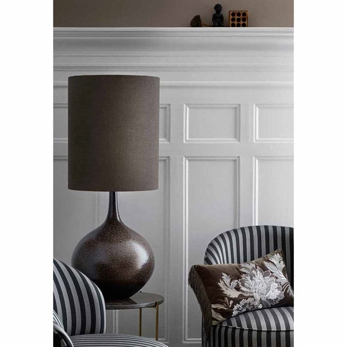 Bella Ceramic Bordlampe m. Skræm i Chestnut
