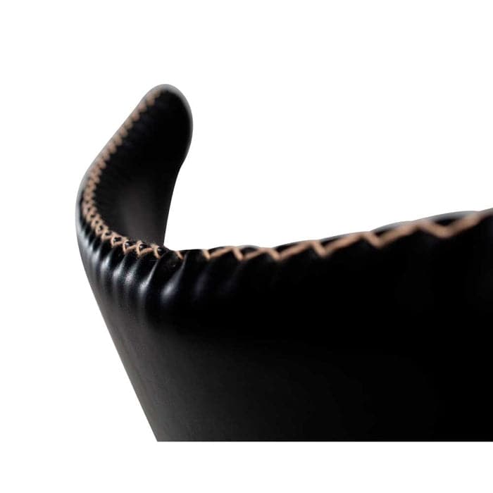 Dolphin spisebordsstol i sort med sorte ben