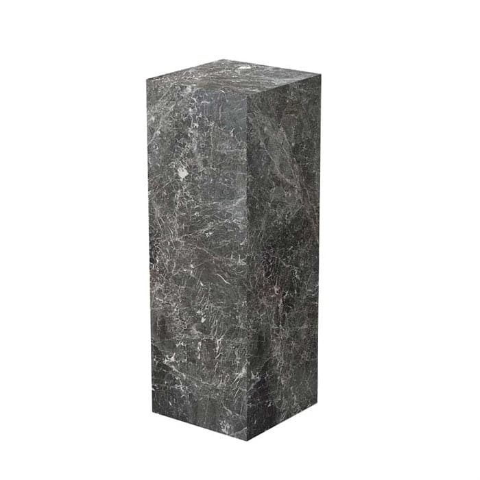 Phantom Cube Marmor Piedestal - Cave